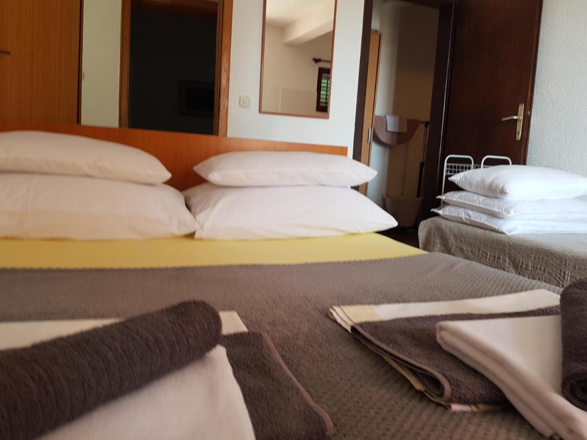 Apartmani Laguna Gradac  Εξωτερικό φωτογραφία