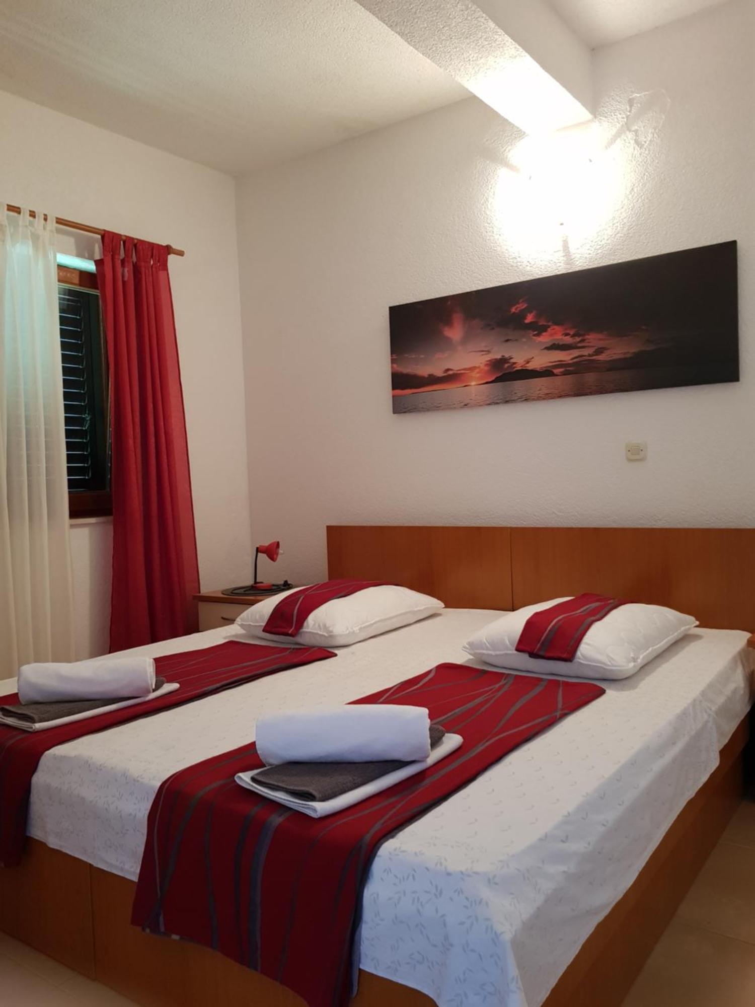 Apartmani Laguna Gradac  Εξωτερικό φωτογραφία